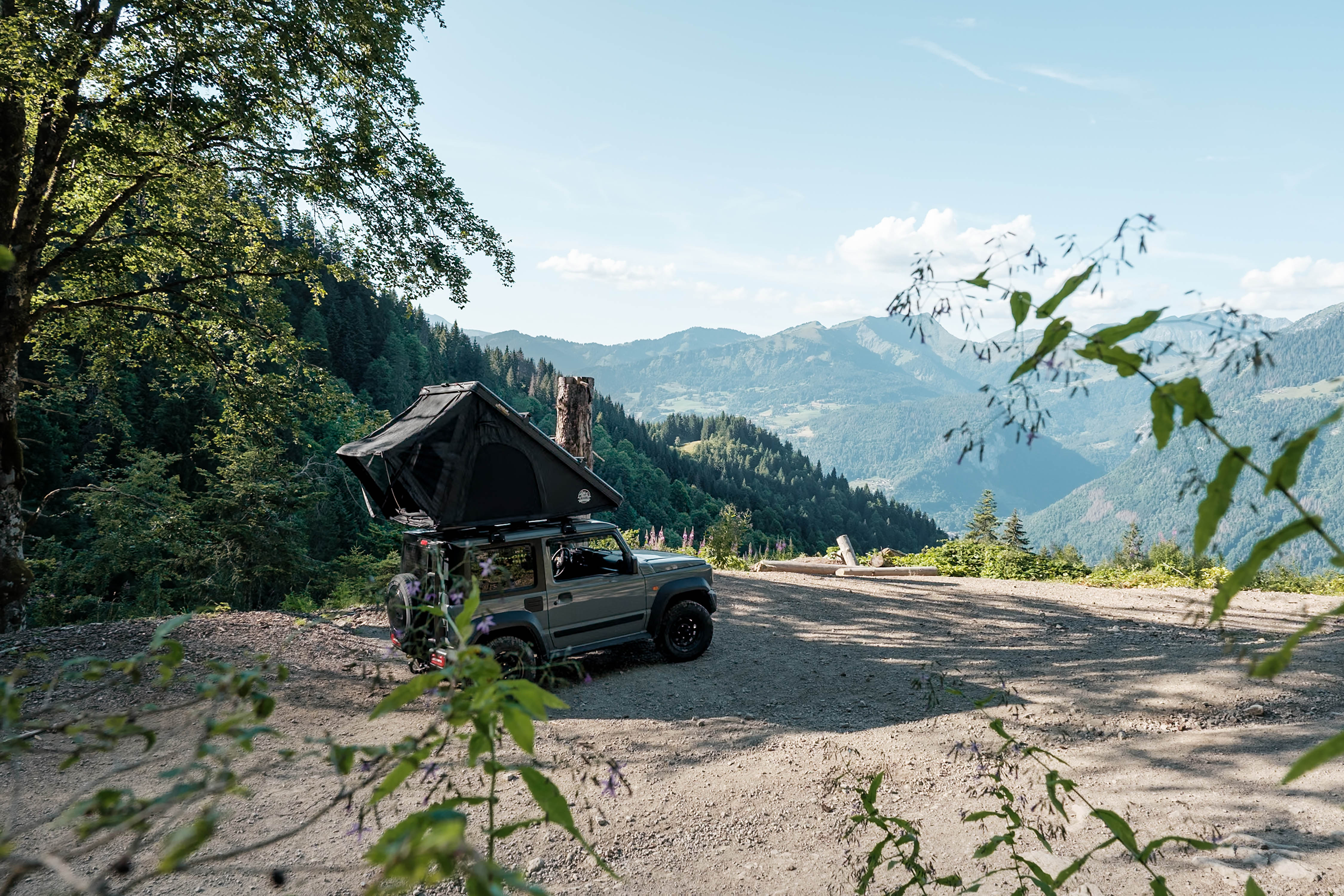 lac de gers overlanding simon hurion Journey